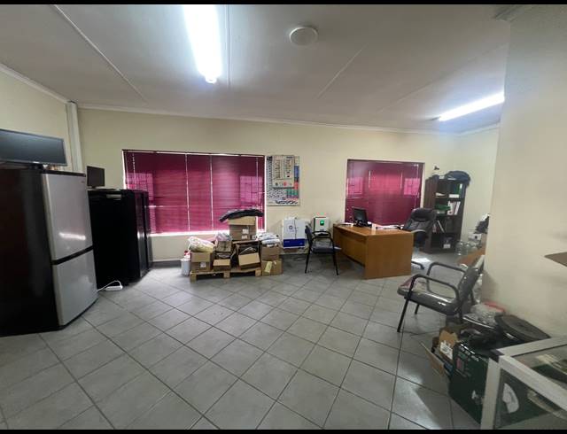 1,300M² FACTORY FOR SALE IN ALRODE SOUTH